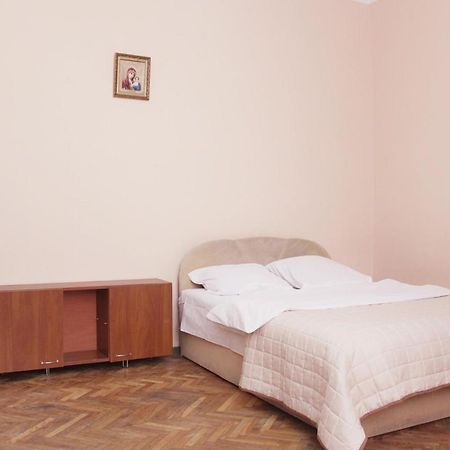 Квартира Подобово Біля Форуму Високий Замок Вулиця Хмельницького 61 Lviv Exterior foto